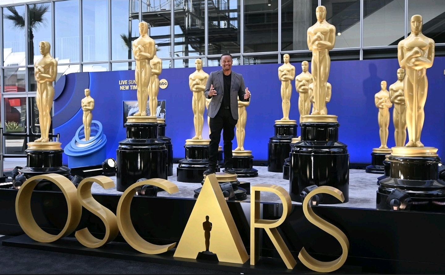 E'Ian West at the Oscars statue installation outside the Academy